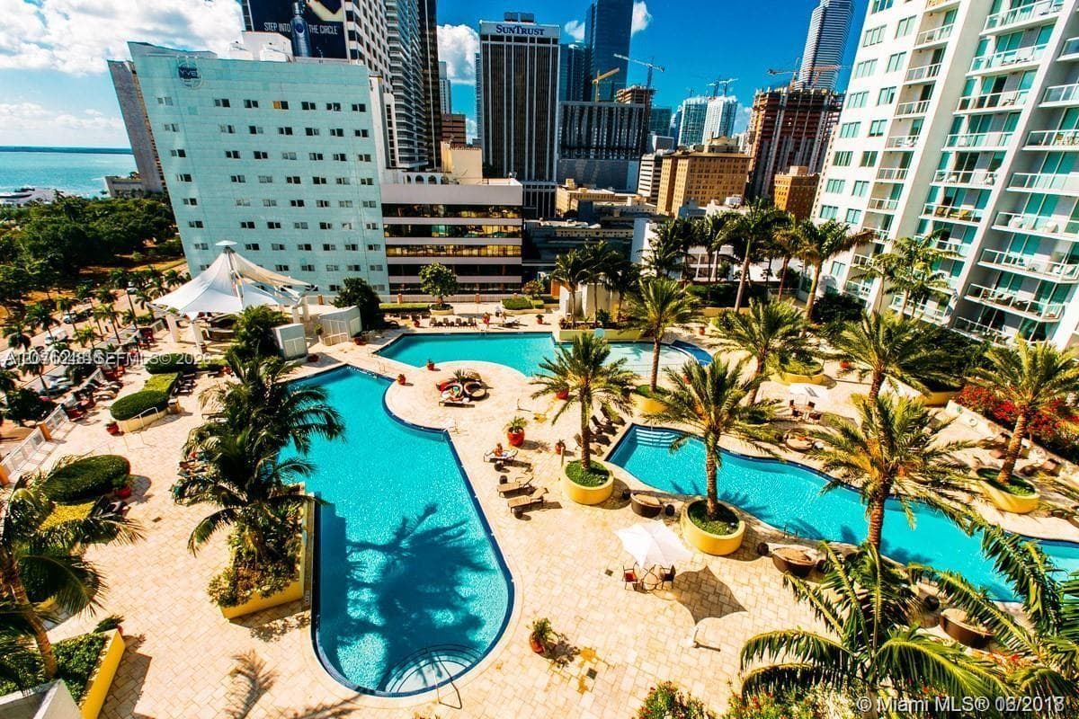 244 Biscayne Blvd # 1707, Miami FL 33132