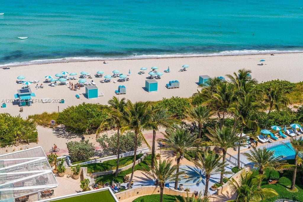 6801 Collins Ave, Miami Beach FL 33141