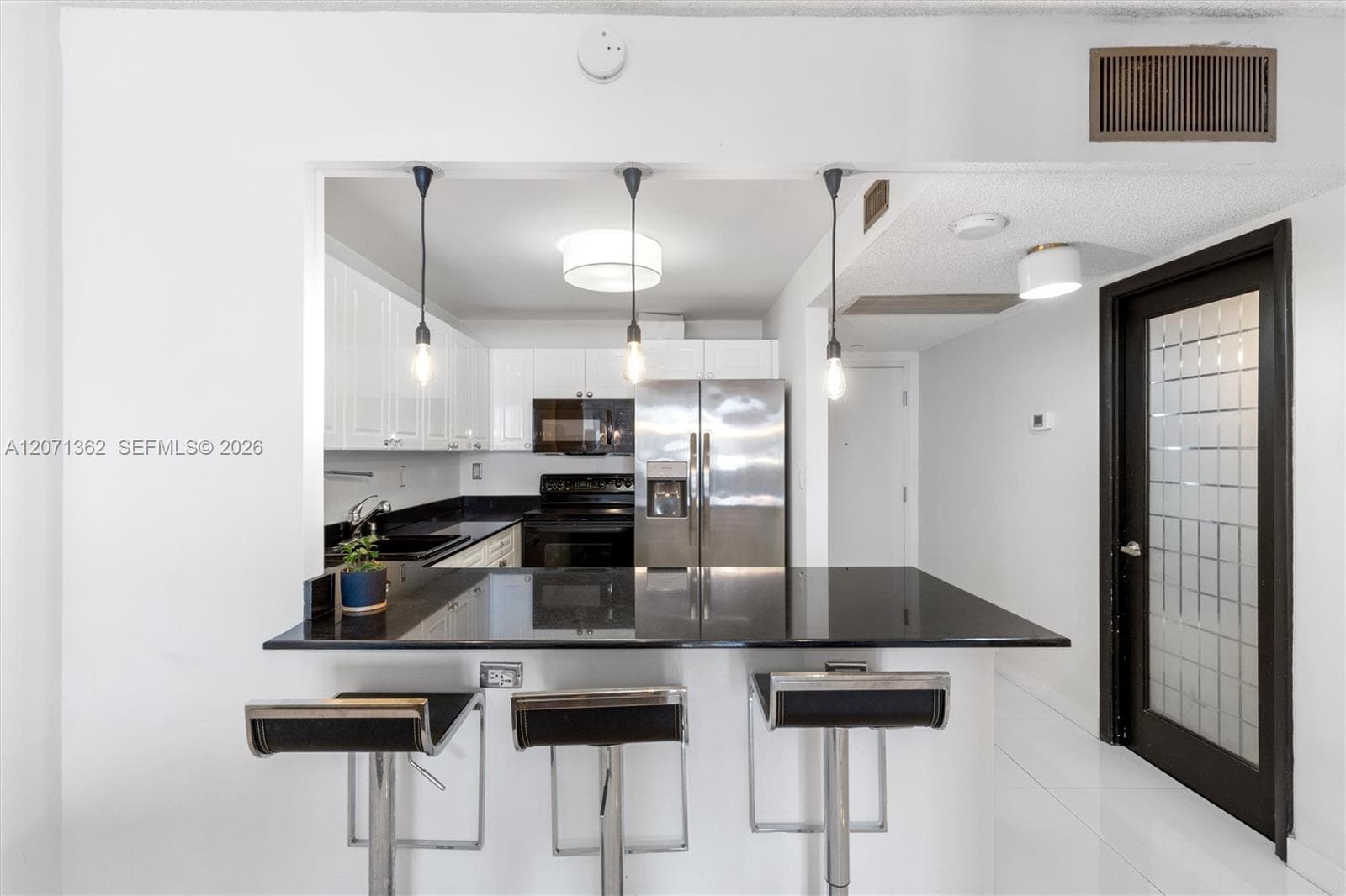 2301 collins ave # 931, Miami Beach FL 33139
