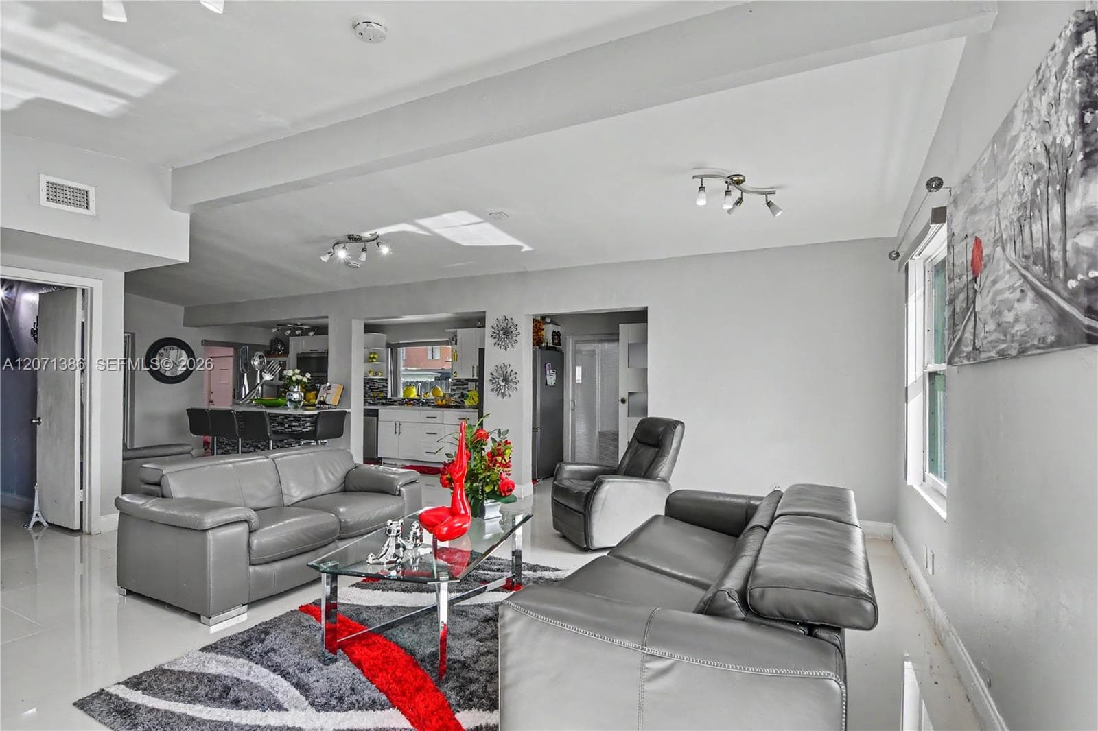 3538 SW 87th Ct, Miami FL 33165