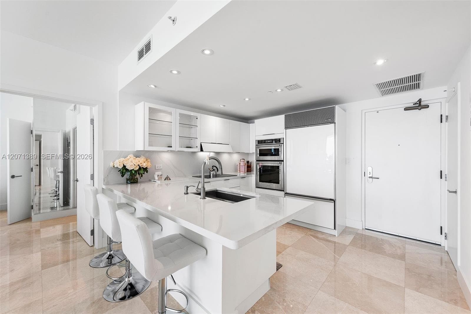 6799 Collins Ave # 804, Miami Beach FL 33141