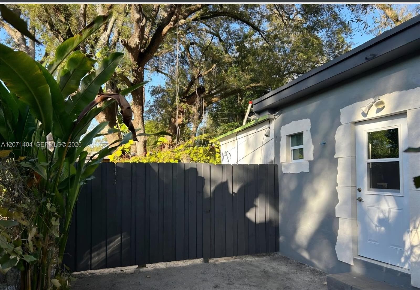661 NE 164th Ter, Miami FL 33162