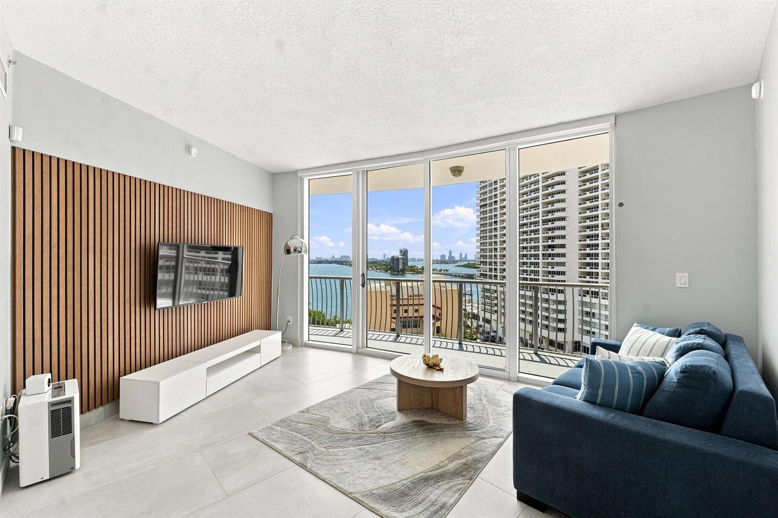 1750 N BAYSHORE Drive # 1202, Miami FL 33132