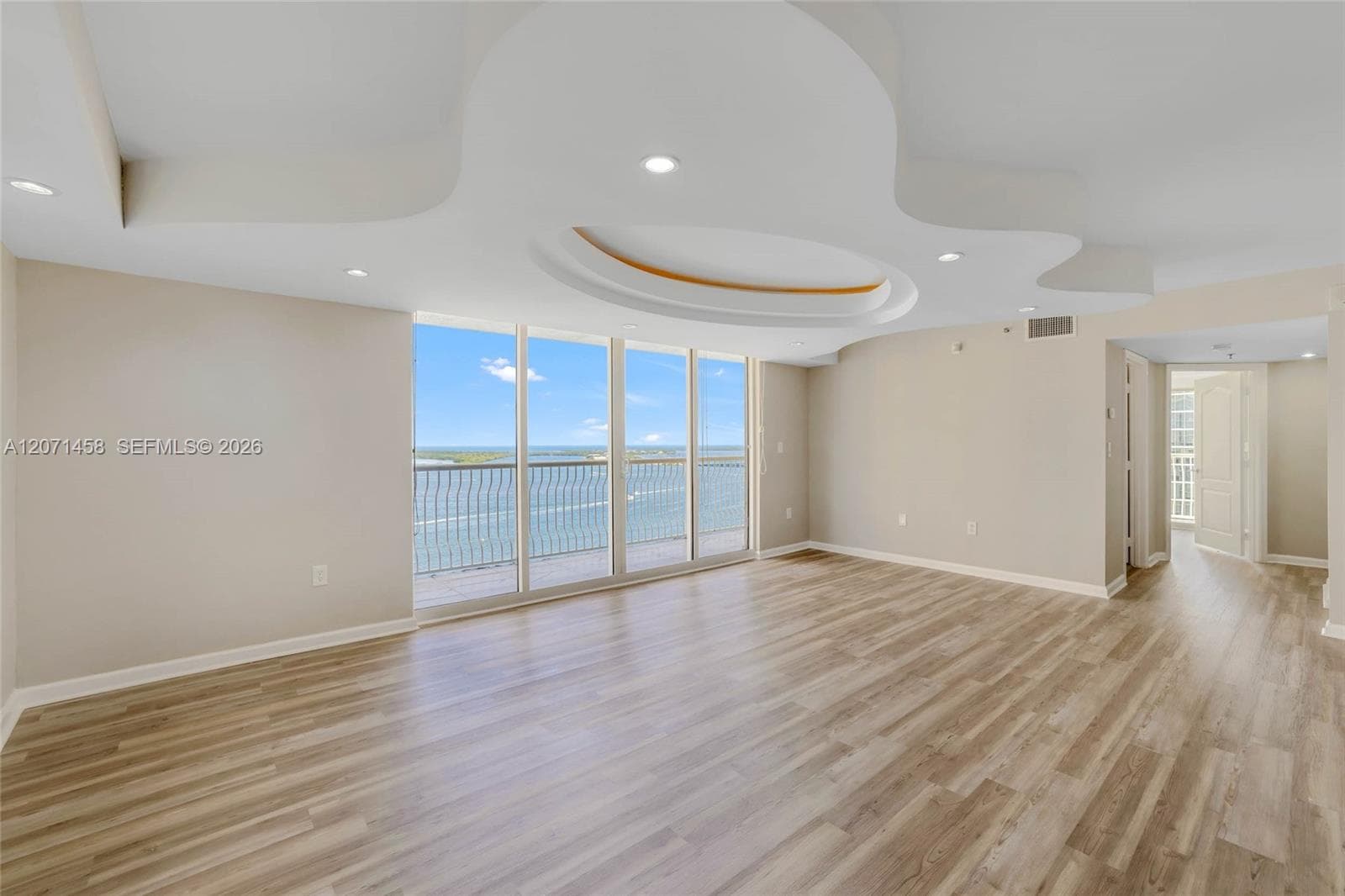 1200 Brickell Bay Dr # 3001, Miami FL 33131