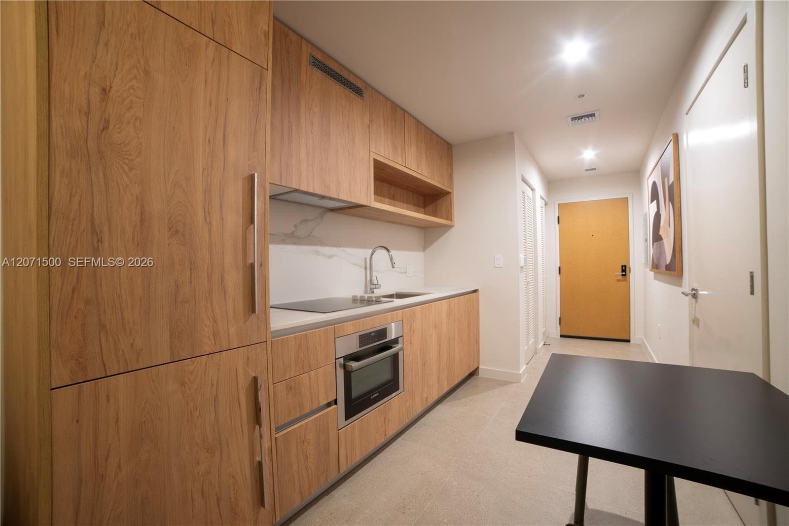 11 NE 6TH # 1908, Miami FL 33132