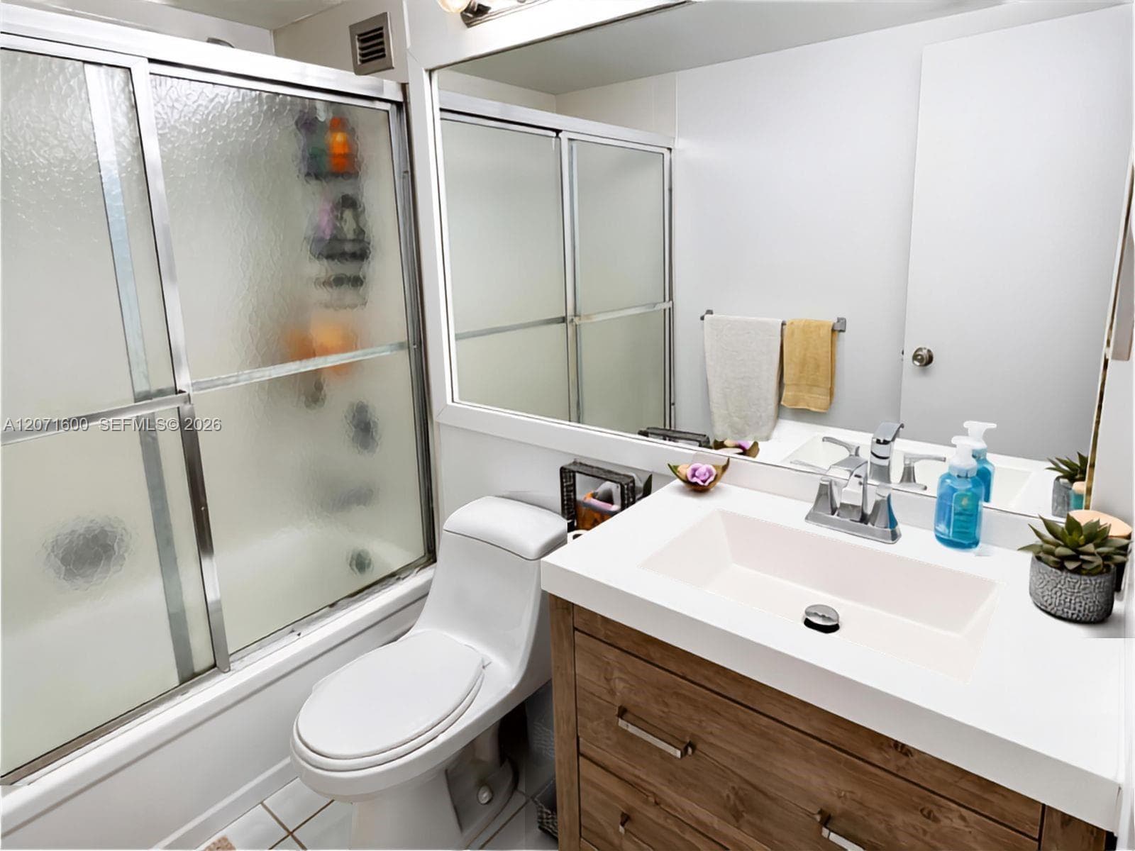 1650 NE 115th St # 403, Miami FL 33181