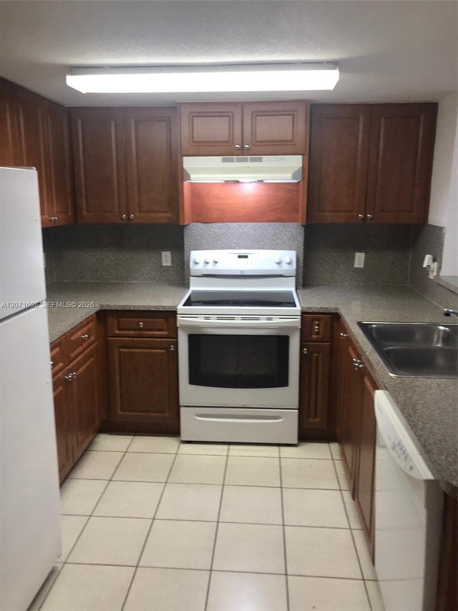 218 NW 12th Ave # 802, Miami FL 33128