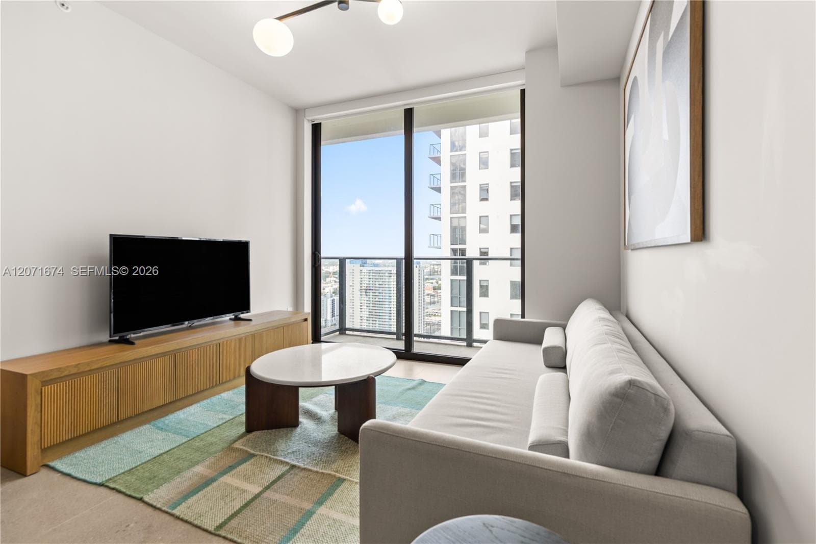 11 NE 6 ST # 3213, Miami FL 33132