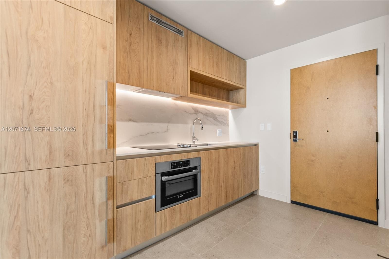 11 NE 6 ST # 3213, Miami FL 33132