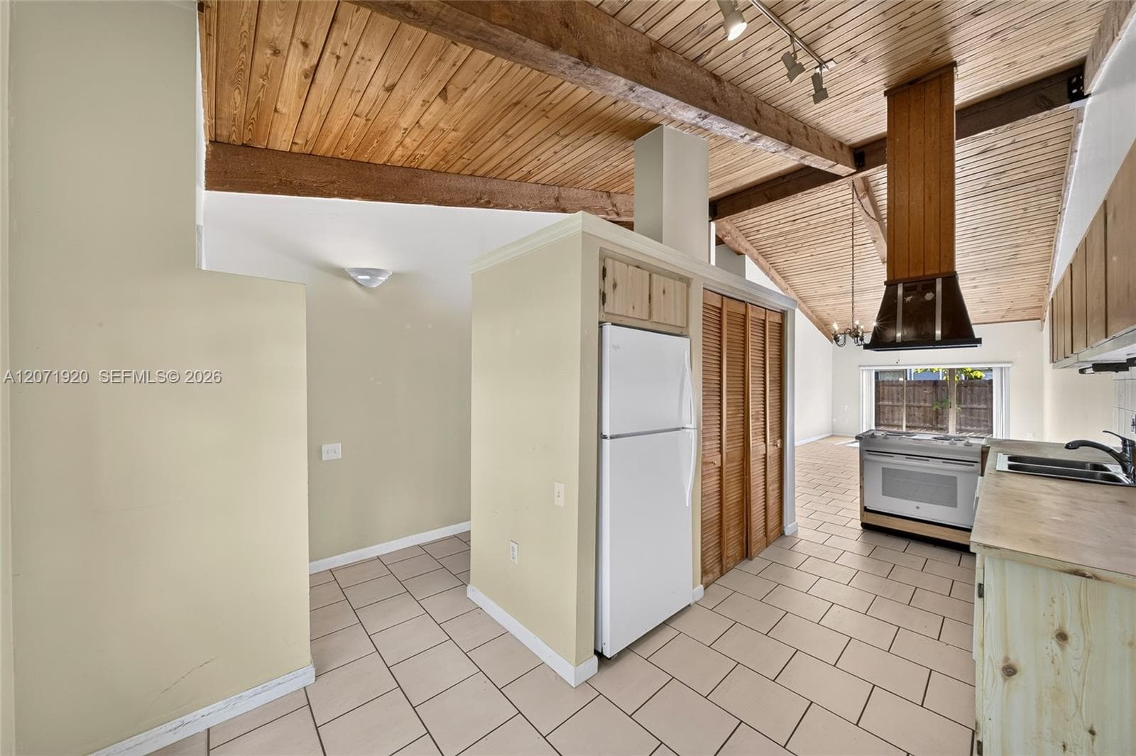 13504 SW 102nd Ln, Miami FL 33186