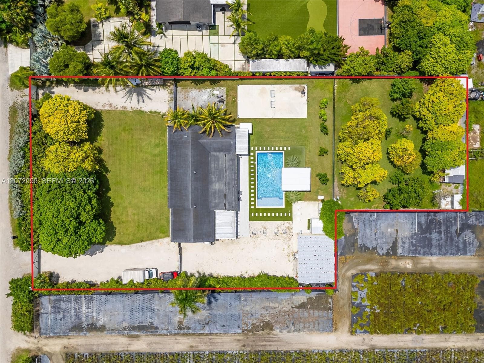 18725 SW 218th St, Miami FL 33170