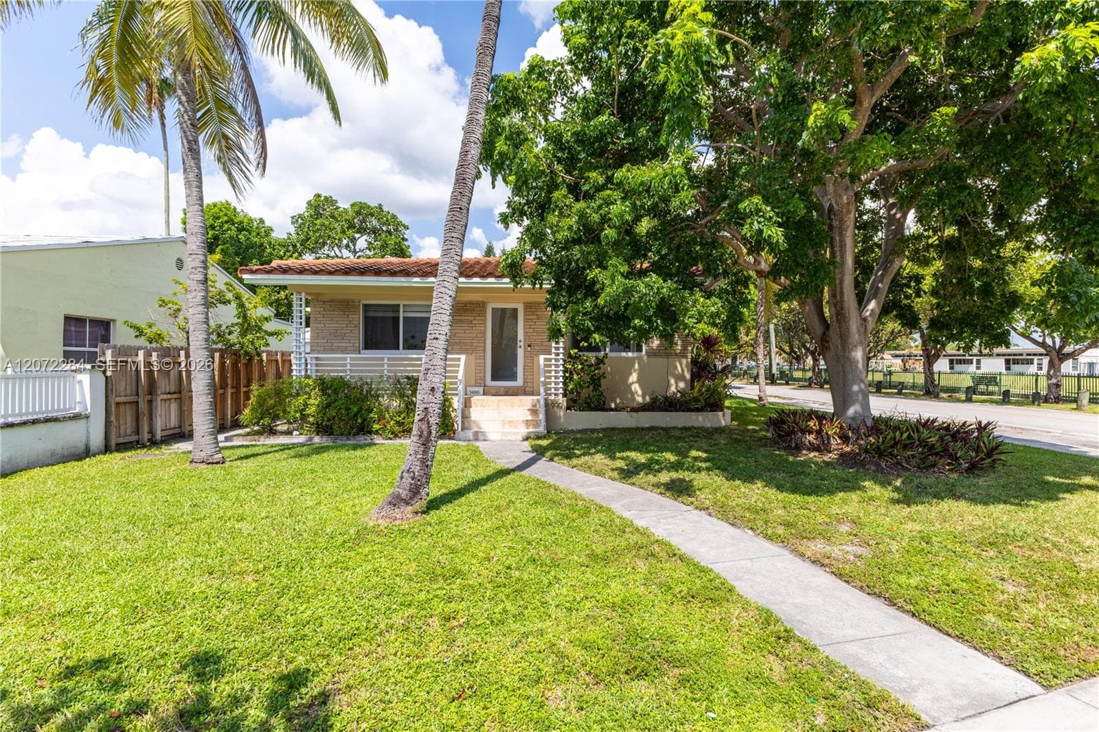 5990 NE 5th Ave, Miami FL 33137