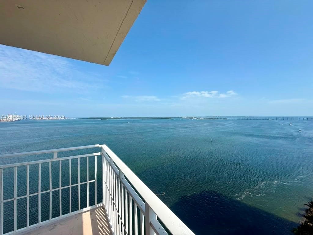 770 Claughton Island Dr # 2016, Miami FL 33131