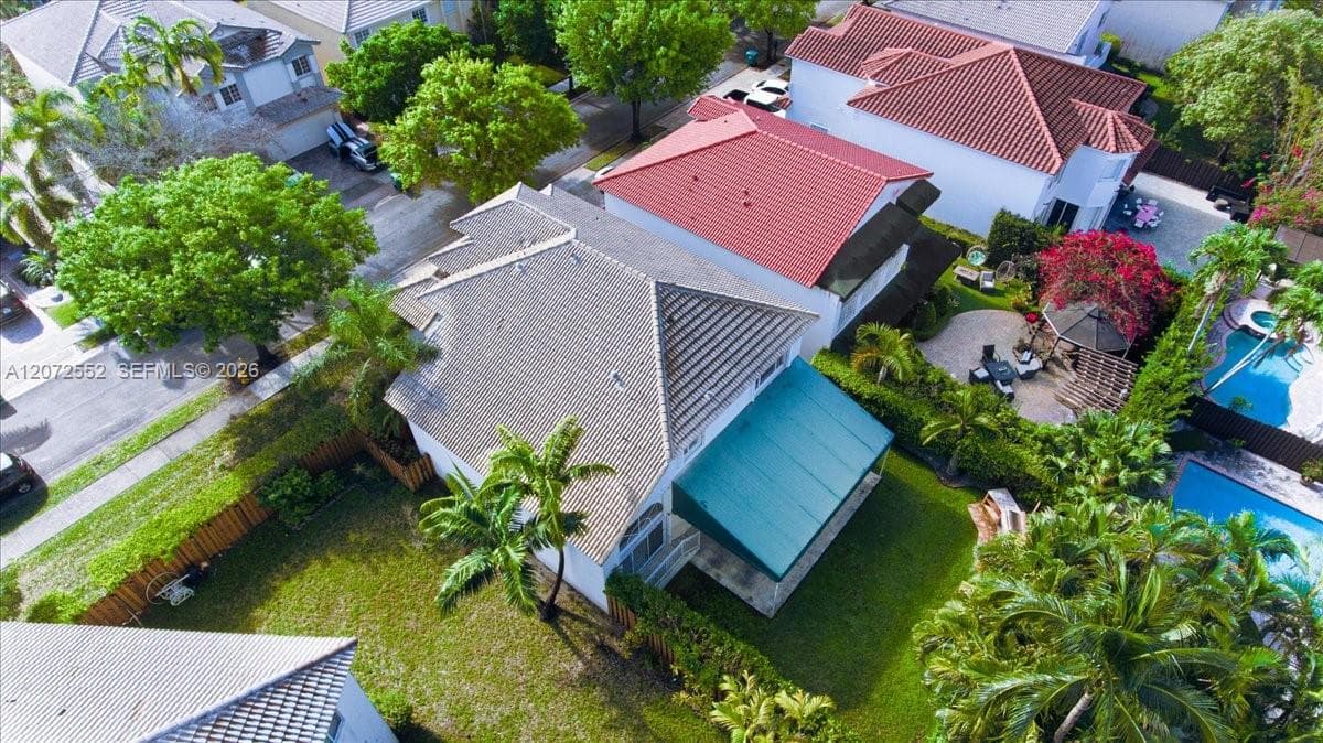 10853 NW 71st St, Doral FL 33178