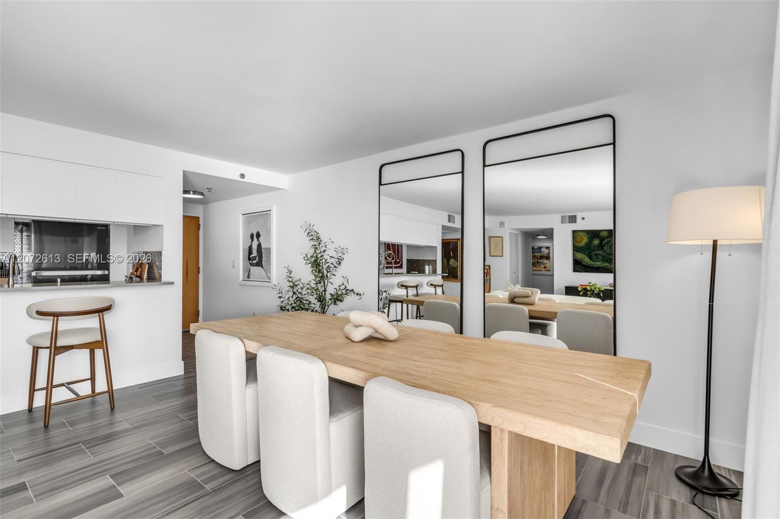 1200 Brickell Bay Dr # 2501, Miami FL 33131