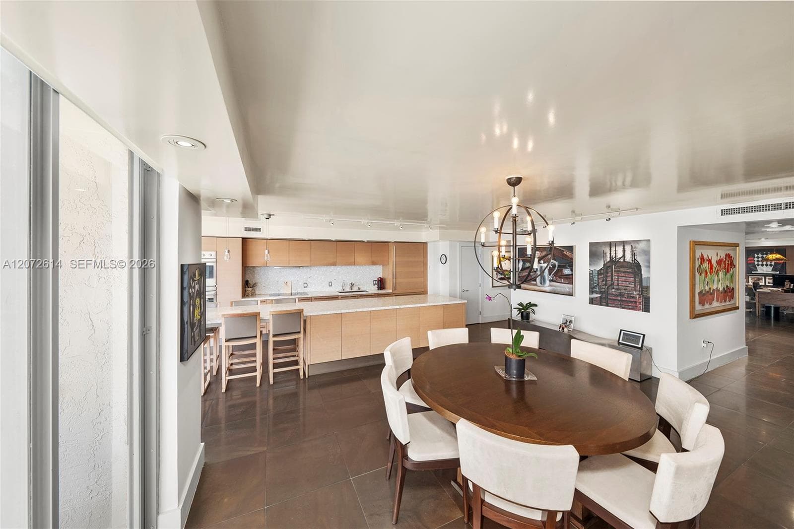 600 Grapetree Dr, Key Biscayne FL 33149
