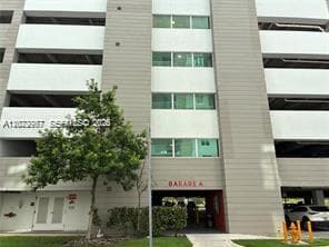 7661 NW 107th Ave # 202, Doral FL 33178