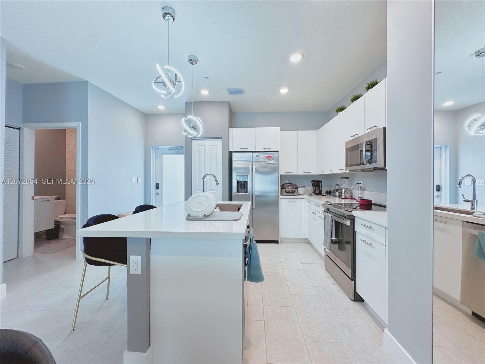 8167 NW 41st St # 410, Doral FL 33166