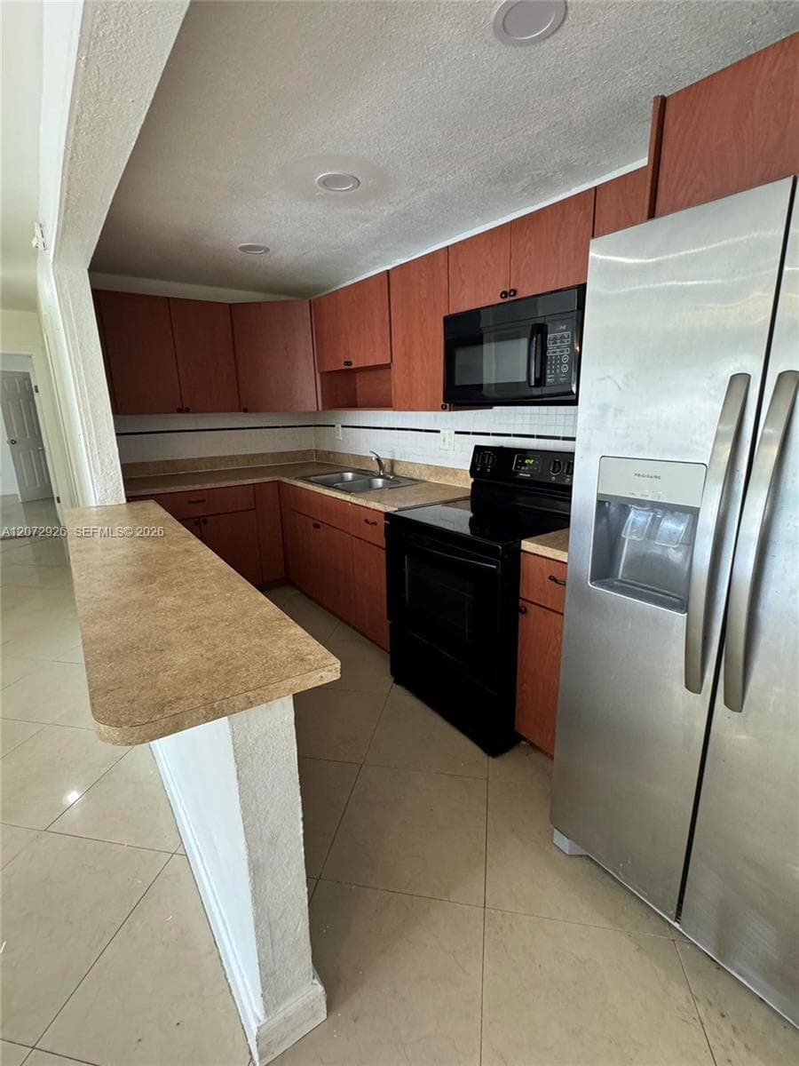 4530 NW 79th Ave # 2D, Doral FL 33166
