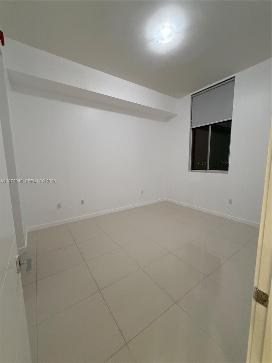 7661 NW 107th Ave # 813, Doral FL 33178