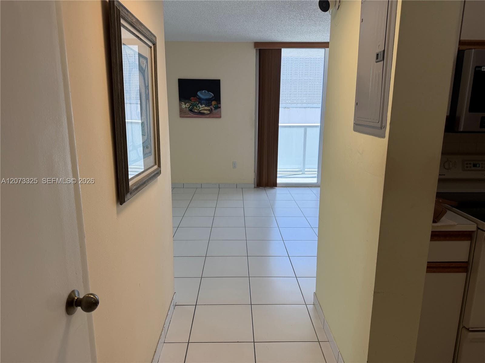 2457 Collins Ave # 1405, Miami Beach FL 33140