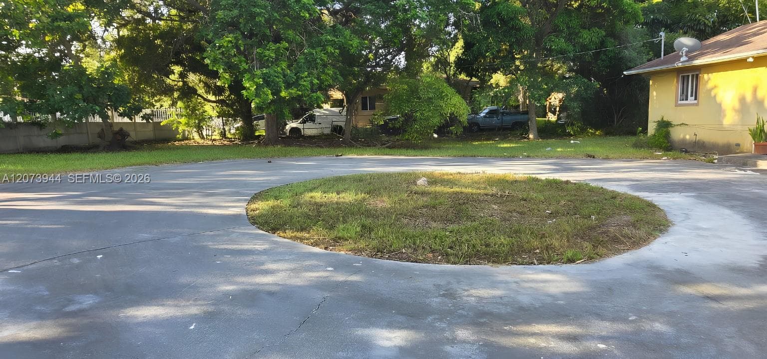 8150 NW 13th Ct, Miami FL 33147