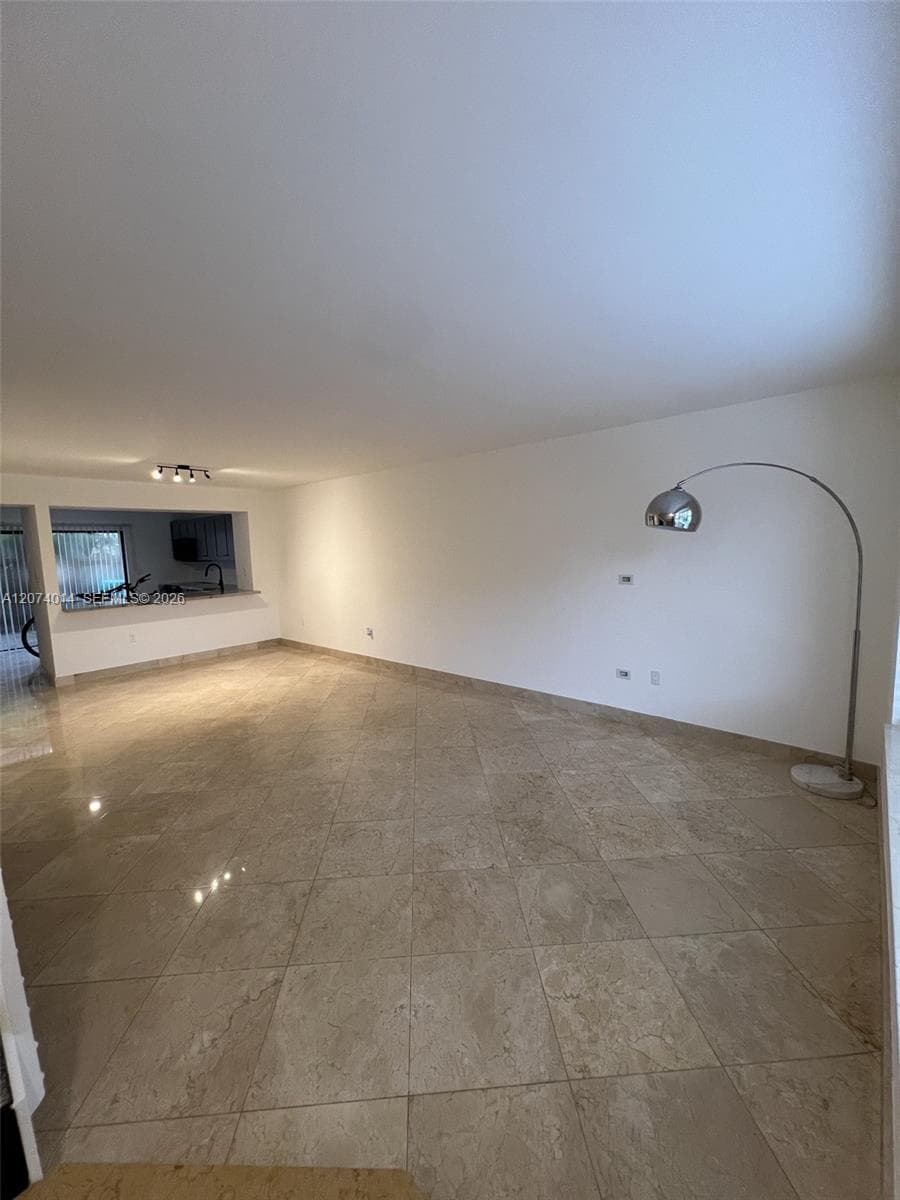 7803 SW 102nd Ln, Miami FL 33156