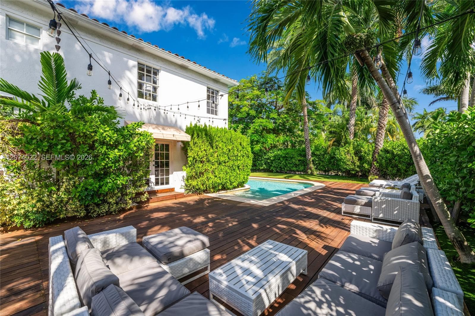 140 N Hibiscus Dr, Miami Beach FL 33139