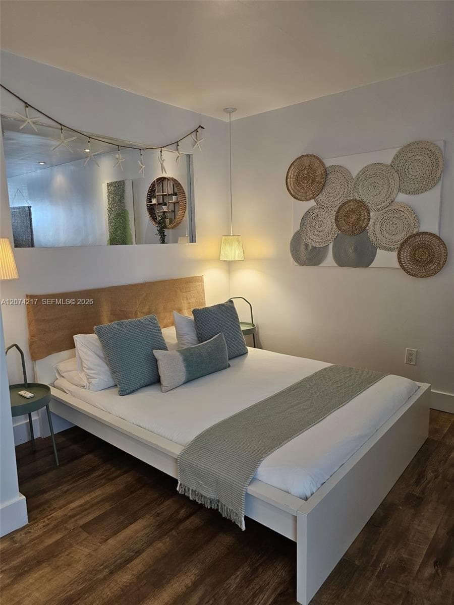 751 Collins Ave # 3, Miami Beach FL 33139