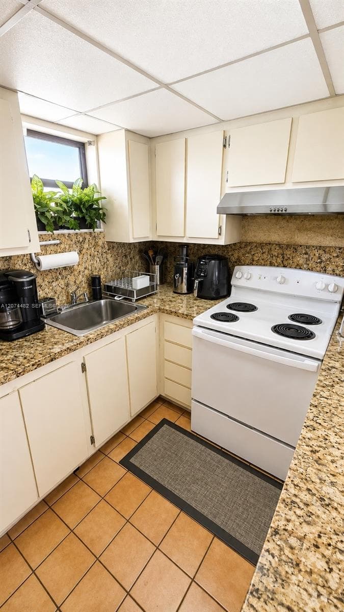 8290 Lake Dr # 426, Doral FL 33166