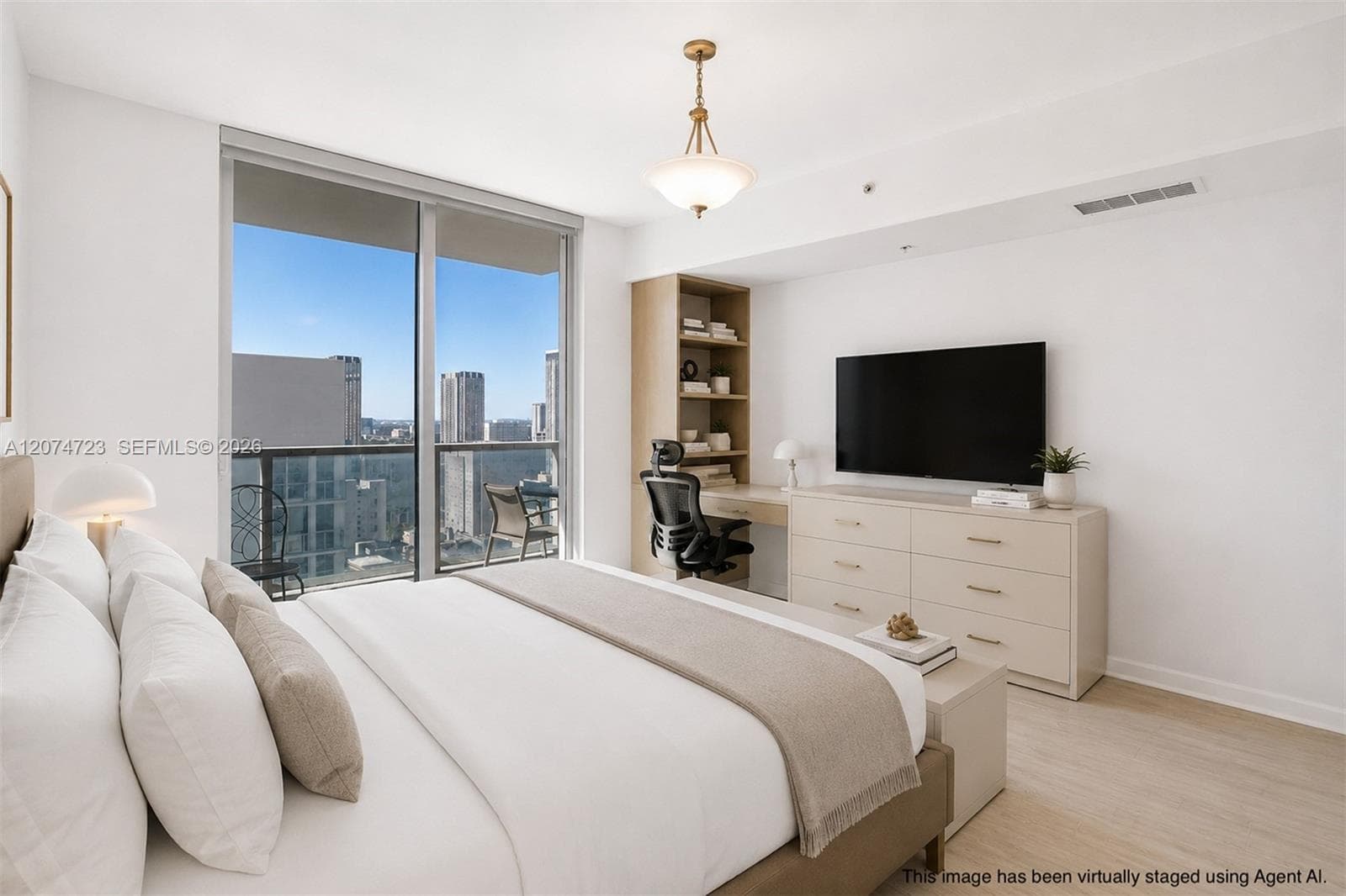 253 NE 2nd St # 3104, Miami FL 33132