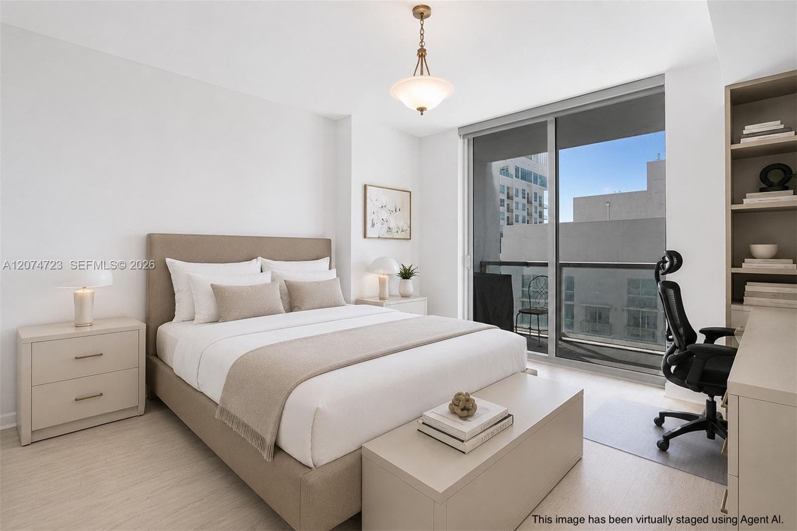 253 NE 2nd St # 3104, Miami FL 33132