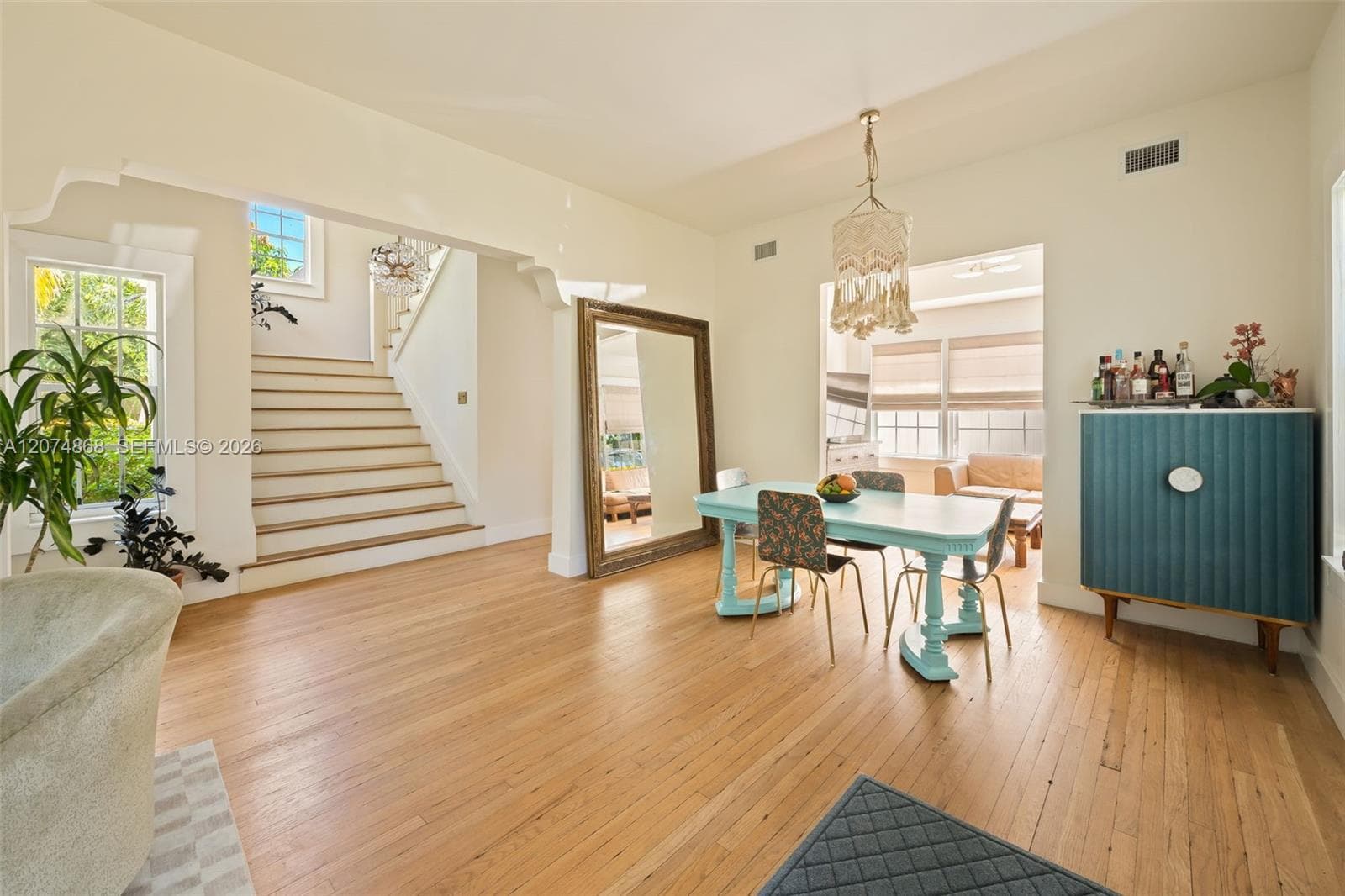 524 W 47th St, Miami Beach FL 33140