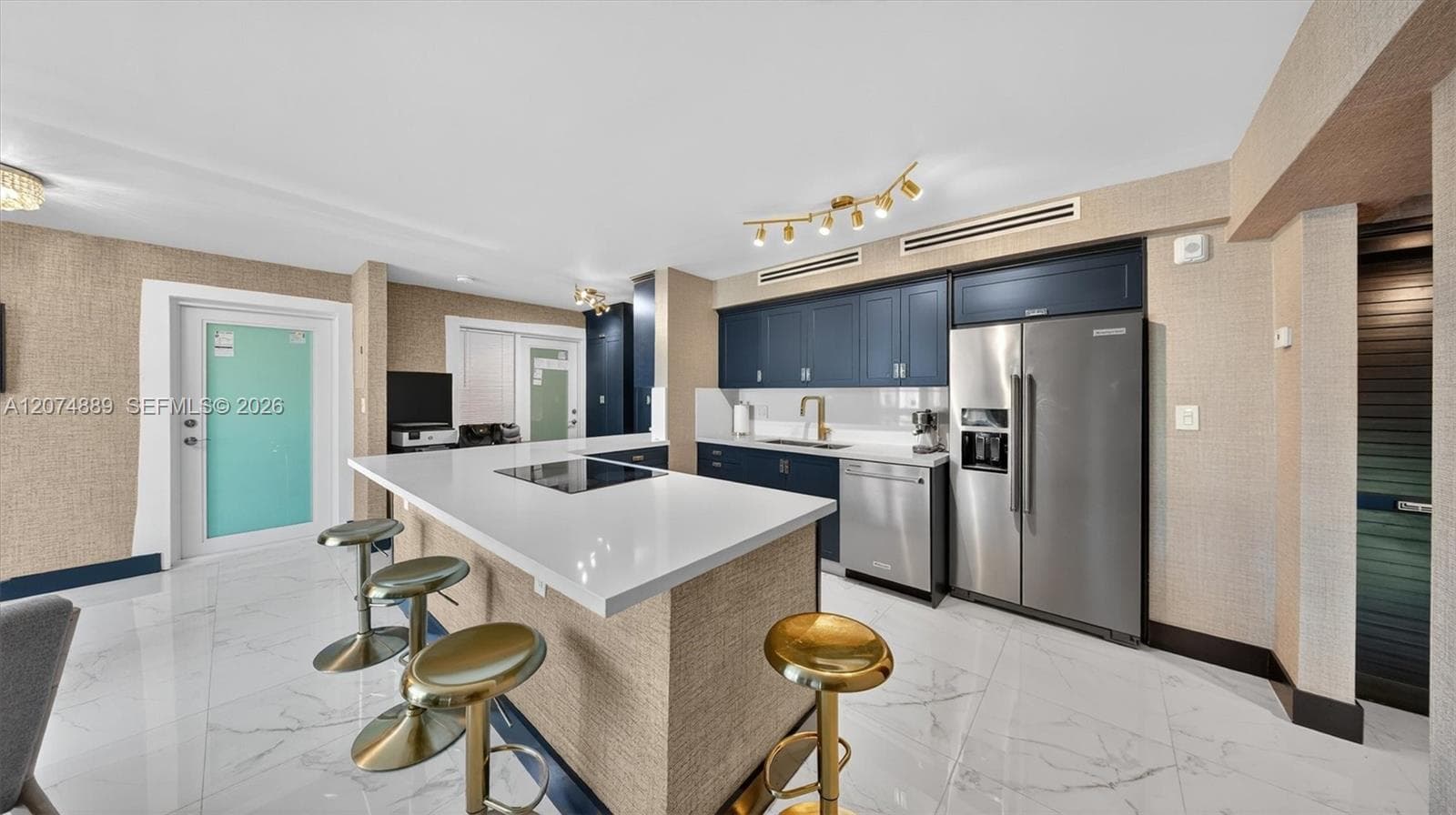 1400 Pennsylvania Ave # 11, Miami Beach FL 33139