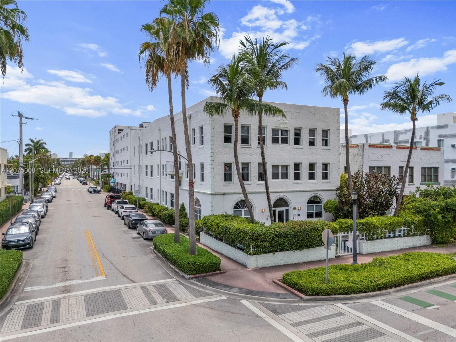 802 Euclid Ave # 305, Miami Beach FL 33139