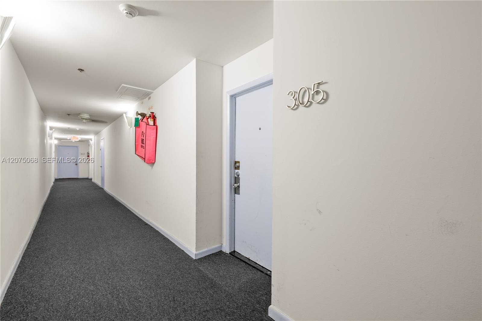 802 Euclid Ave # 305, Miami Beach FL 33139