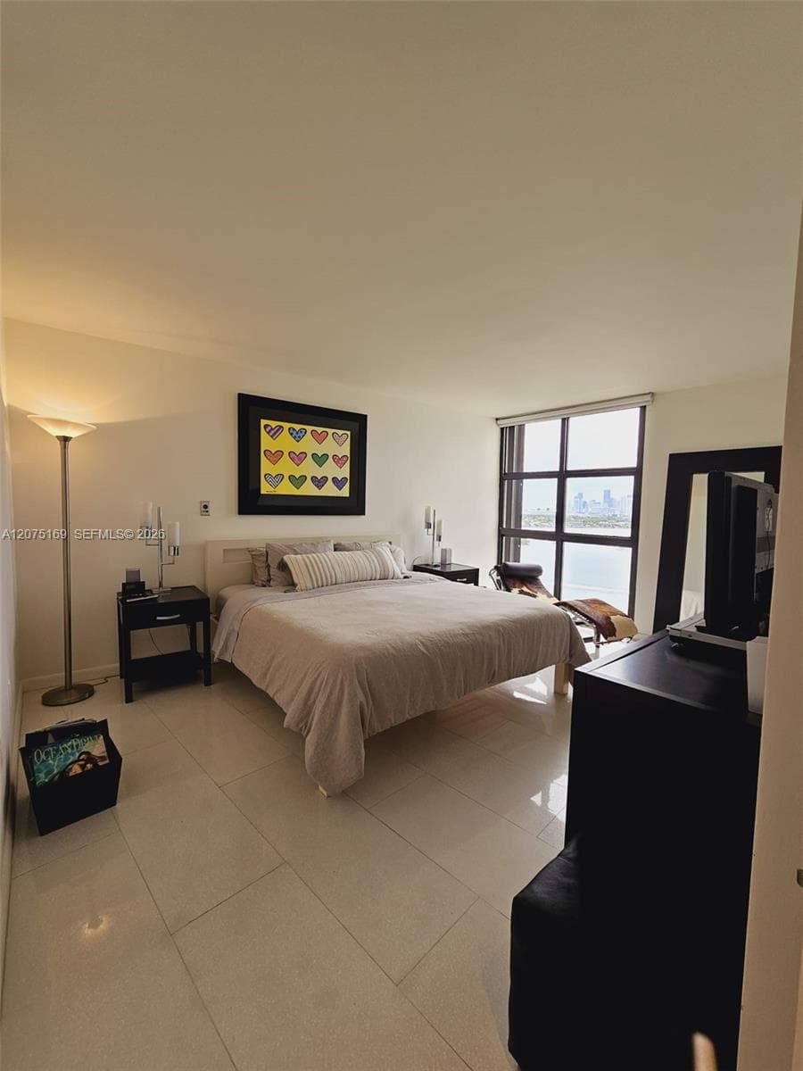9 Island Ave # 1806, Miami Beach FL 33139