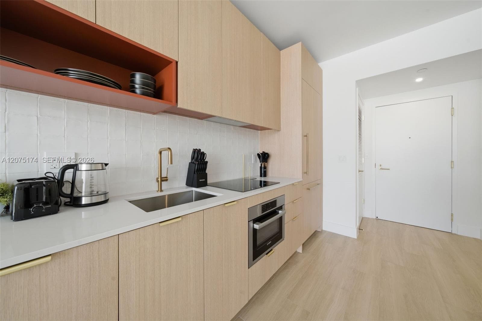 90 NE 32nd st # 811, Miami FL 33137