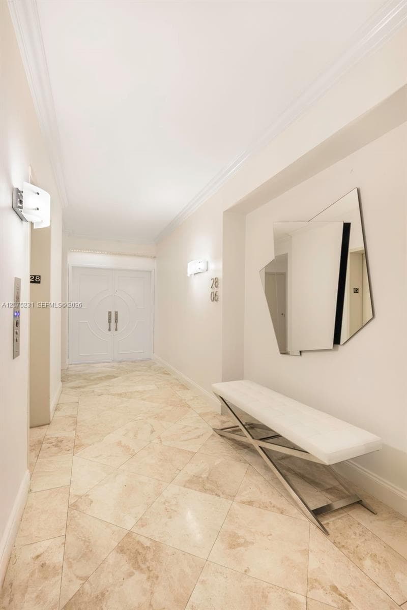 300 S Pointe Dr # 2806, Miami Beach FL 33139
