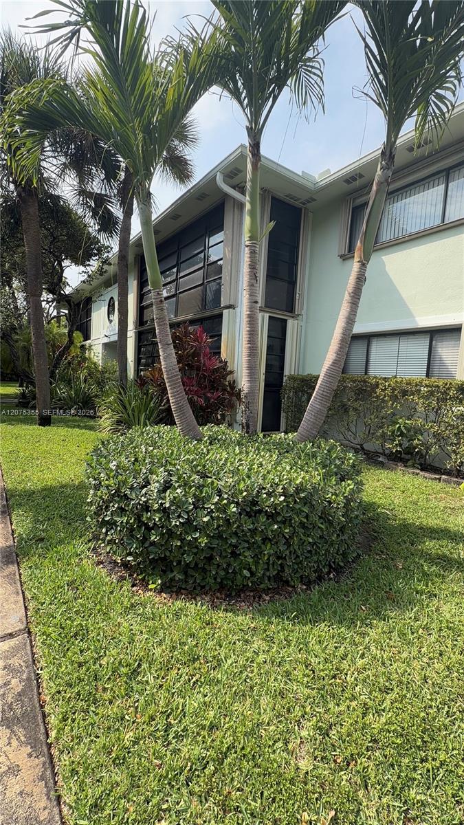 761 NE 199th St # 202, Miami FL 33179