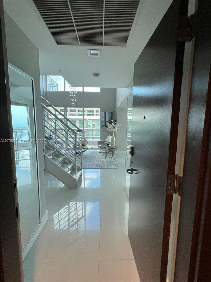 60 SW 13th St # 5210, Miami FL 33130