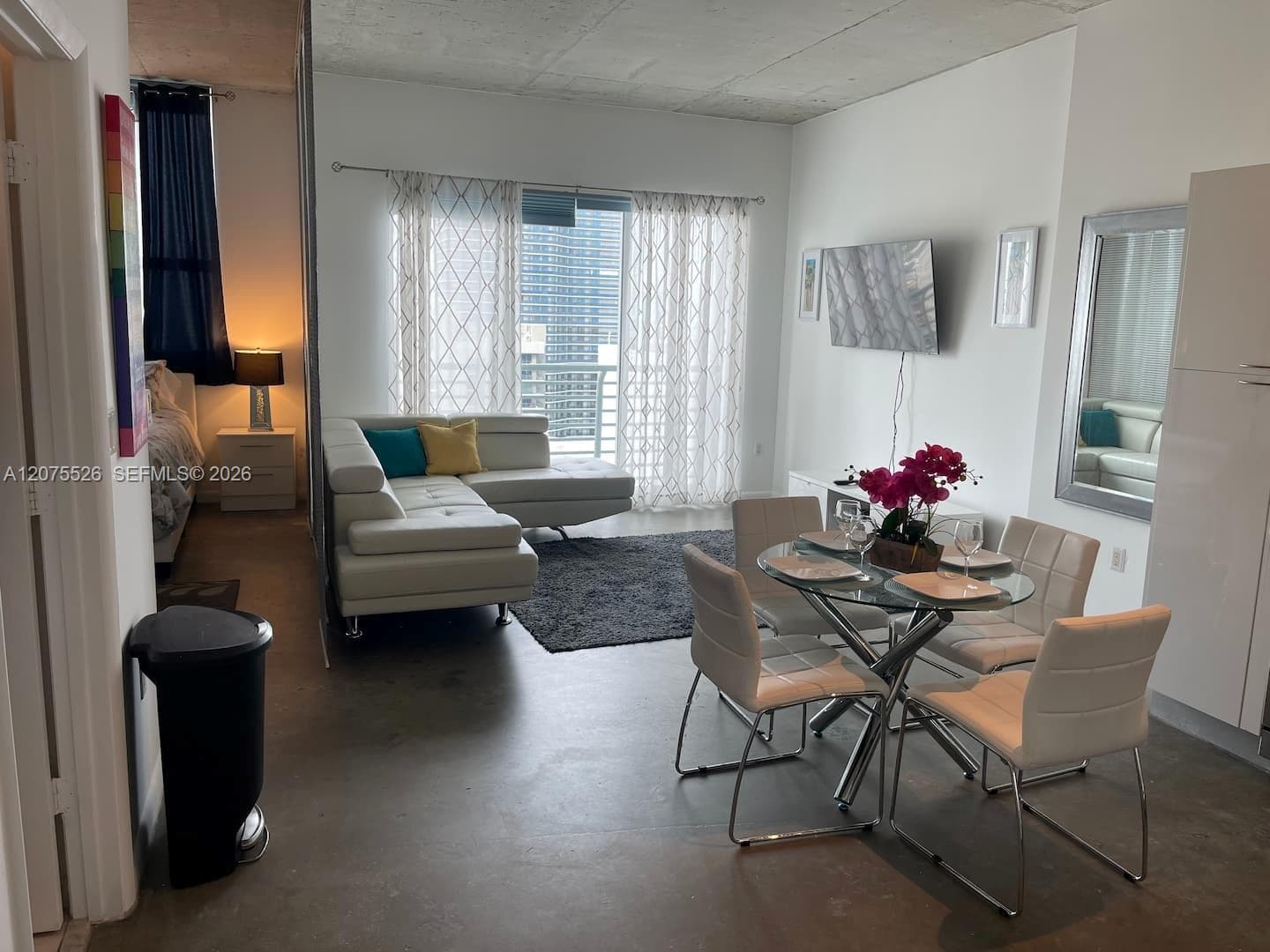 133 NE 2nd Ave # 3405, Miami FL 33132