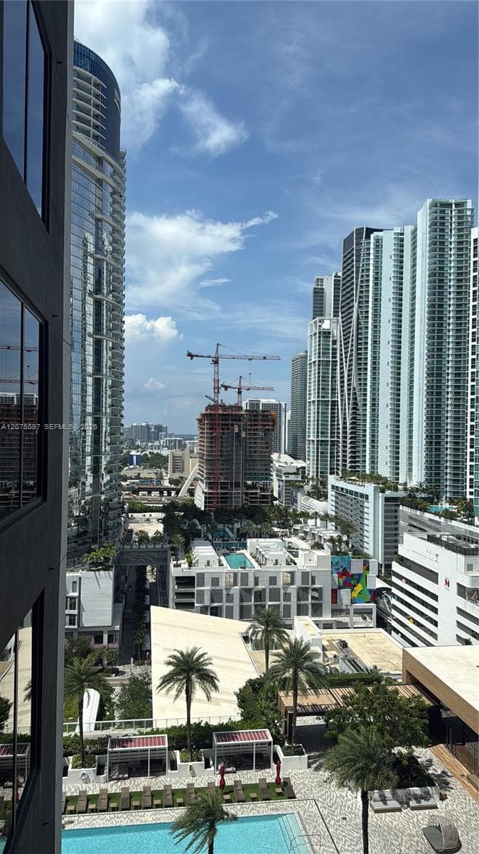 159 NE 6th St # 1920, Miami FL 33132