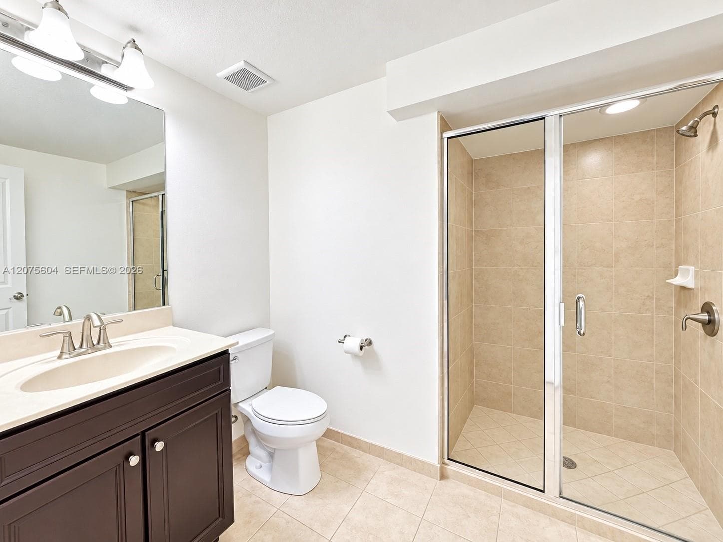 8945 NW 98th Ave, Doral FL 33178