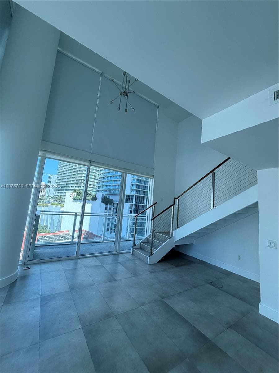 1080 Brickell Ave # 913, Miami FL 33131