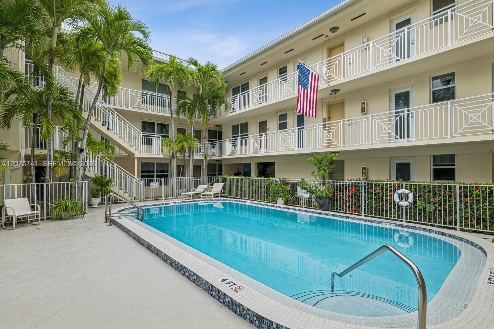 255 Sunrise Dr # 107, Key Biscayne FL 33149