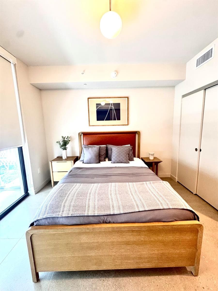 11 NE 6th Street # 2606, Miami FL 33132