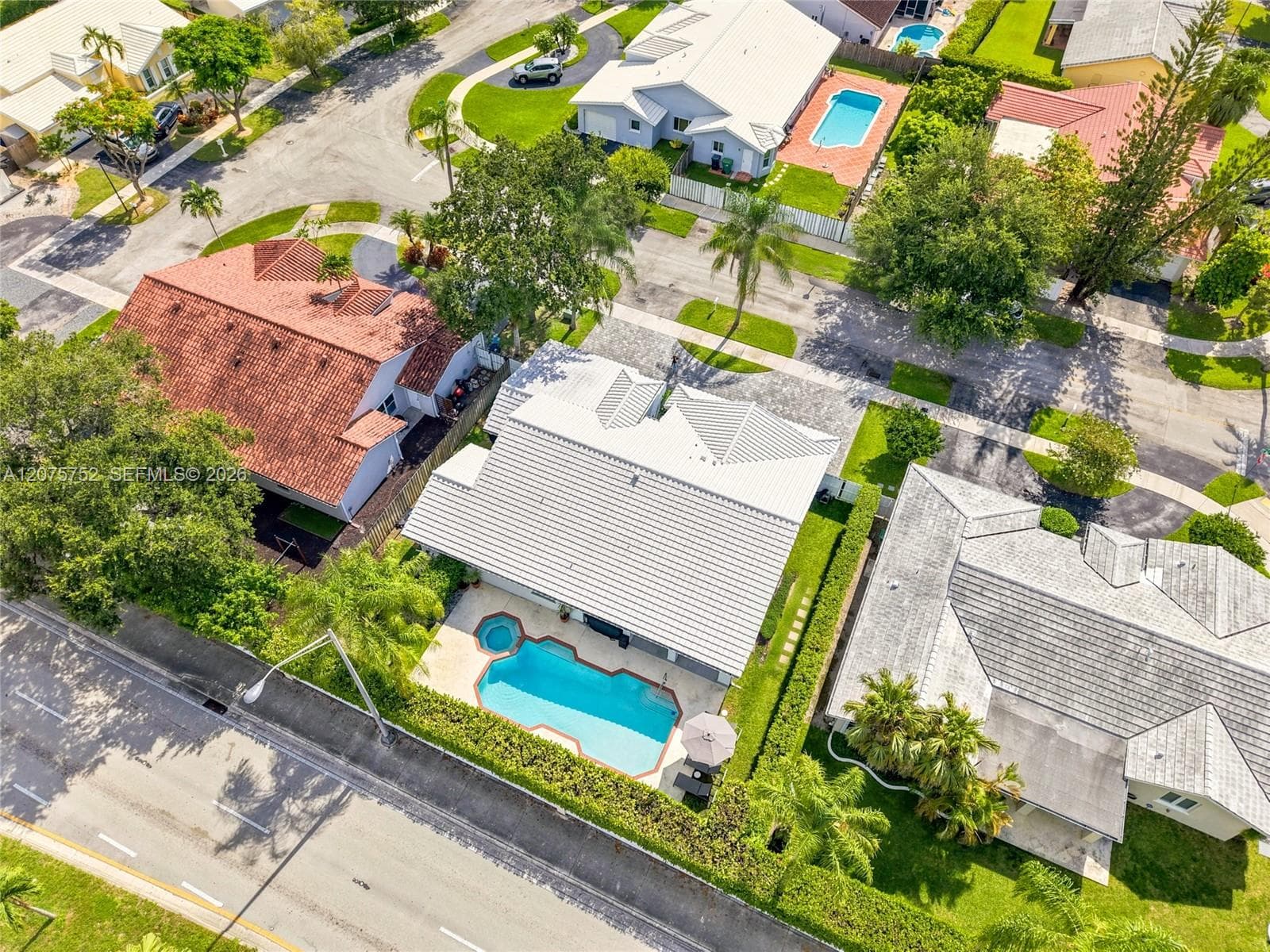 8250 SW 86th Ct, Miami FL 33143