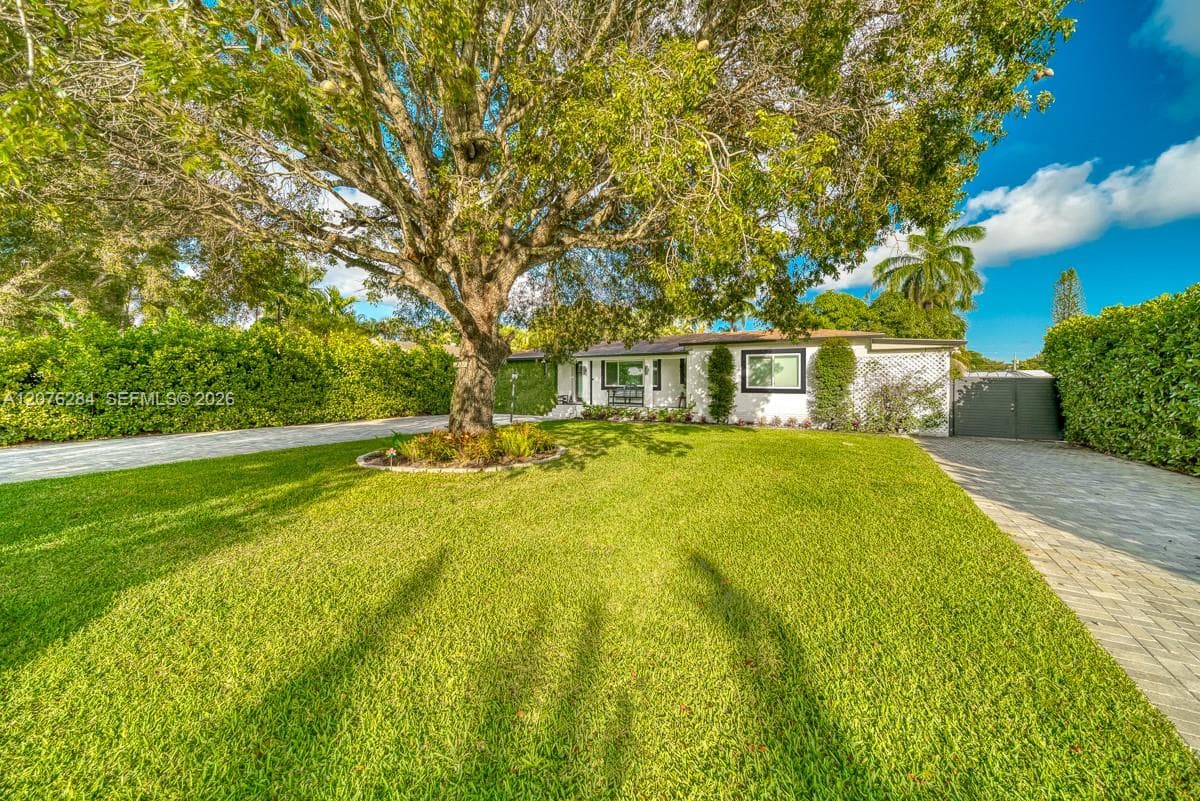 13801 NE 1st Ave, Miami FL 33161