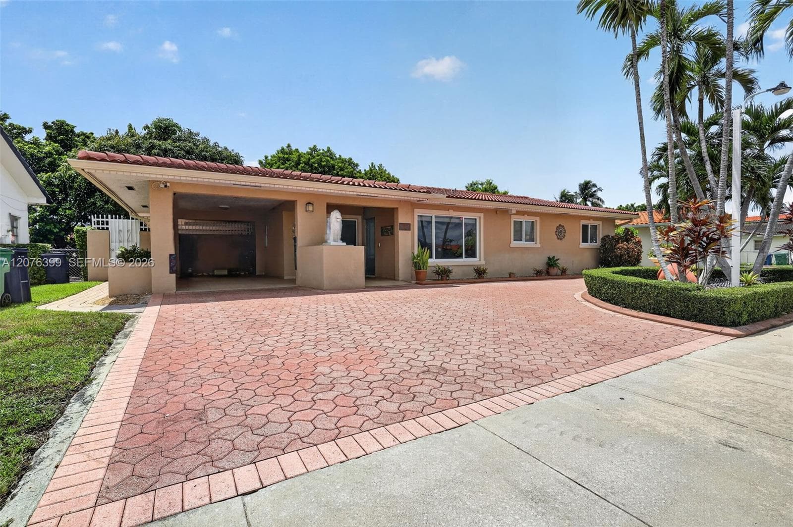 8936 SW 11th St, Miami FL 33174